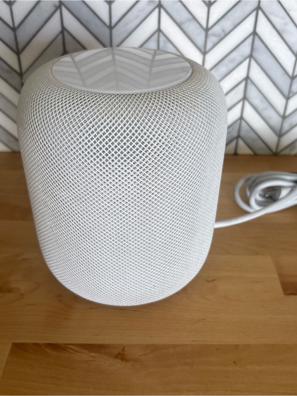 Apple HomePod 1st Generation Siri Smart Speaker A1639 White Works Perfect!